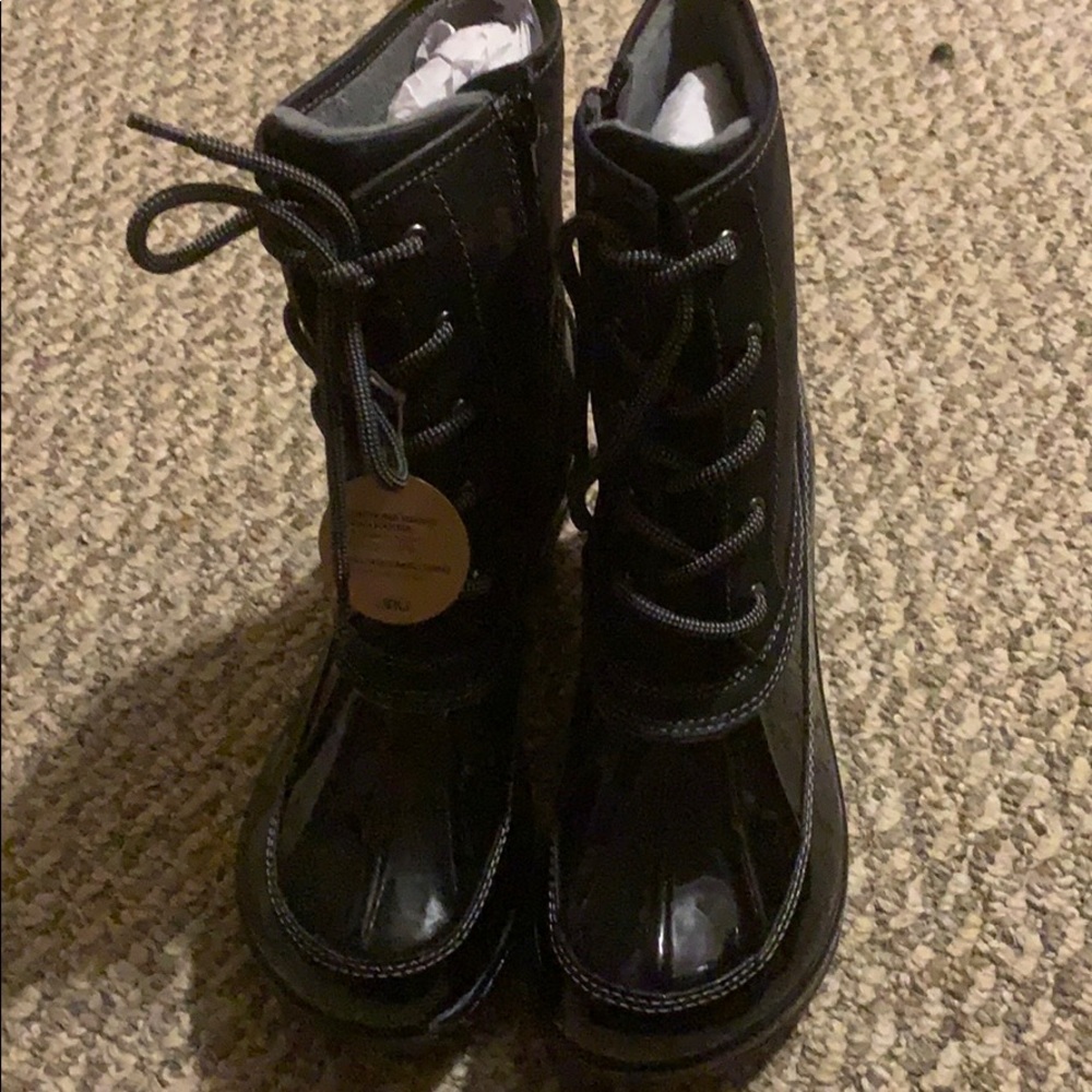 Black rain boots memory foam